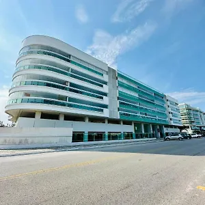  Apartamento 3 Quartos Em Frente A Do
